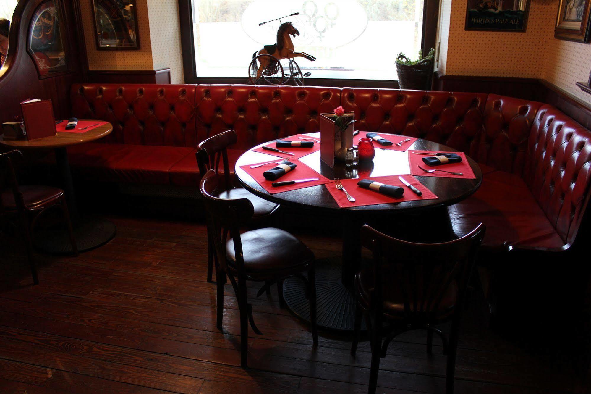 Hotel Restaurant Lamy ทัวส์วิแอจส์ ภายนอก รูปภาพ